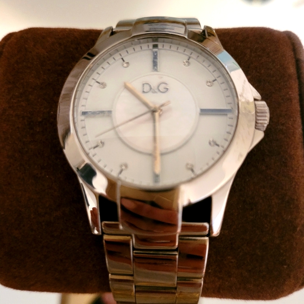 Sale 🔥Dolce and Gabbana unisex watch